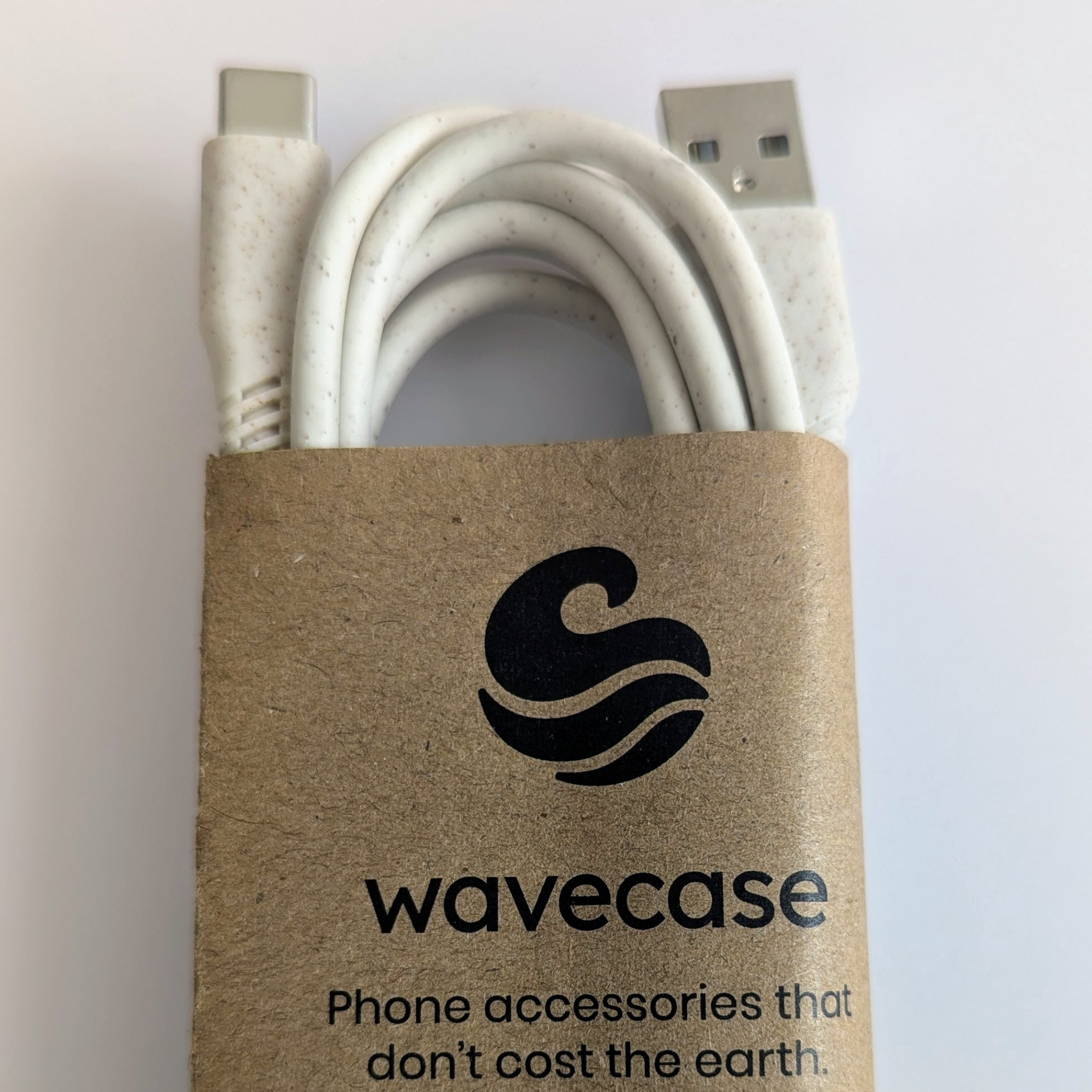 Bio-Based Charging Cable from Wave
