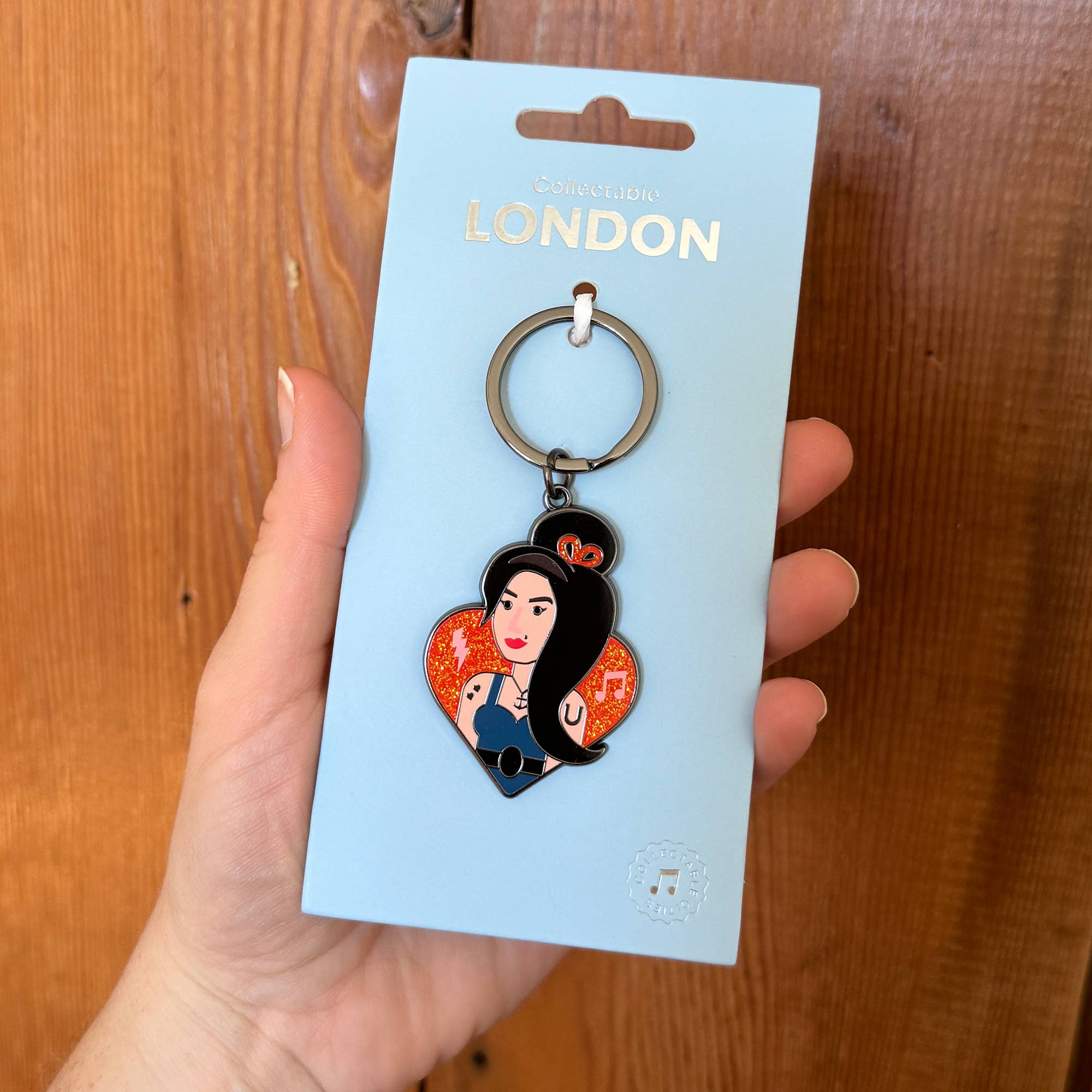 Amy Winehouse Key Ring - Music London Icon Gift Keychain