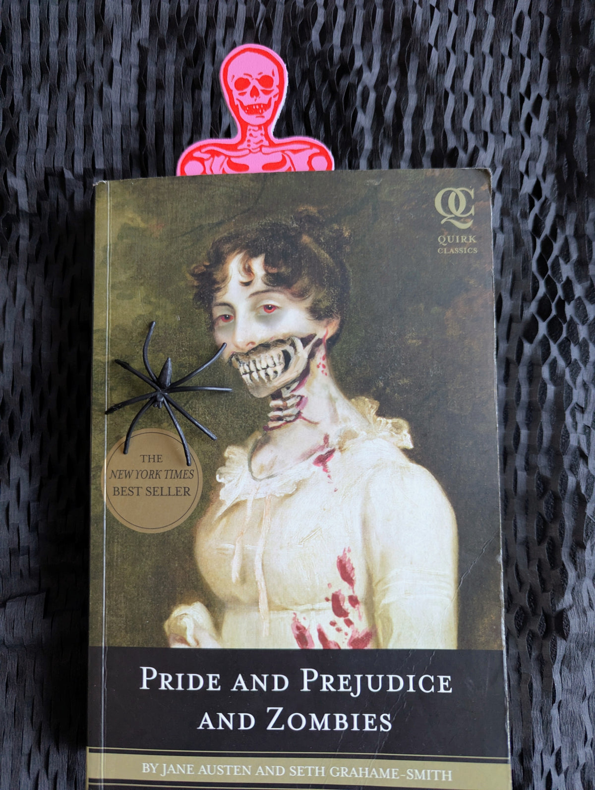 Spooky Read + Skeleton Bookmark