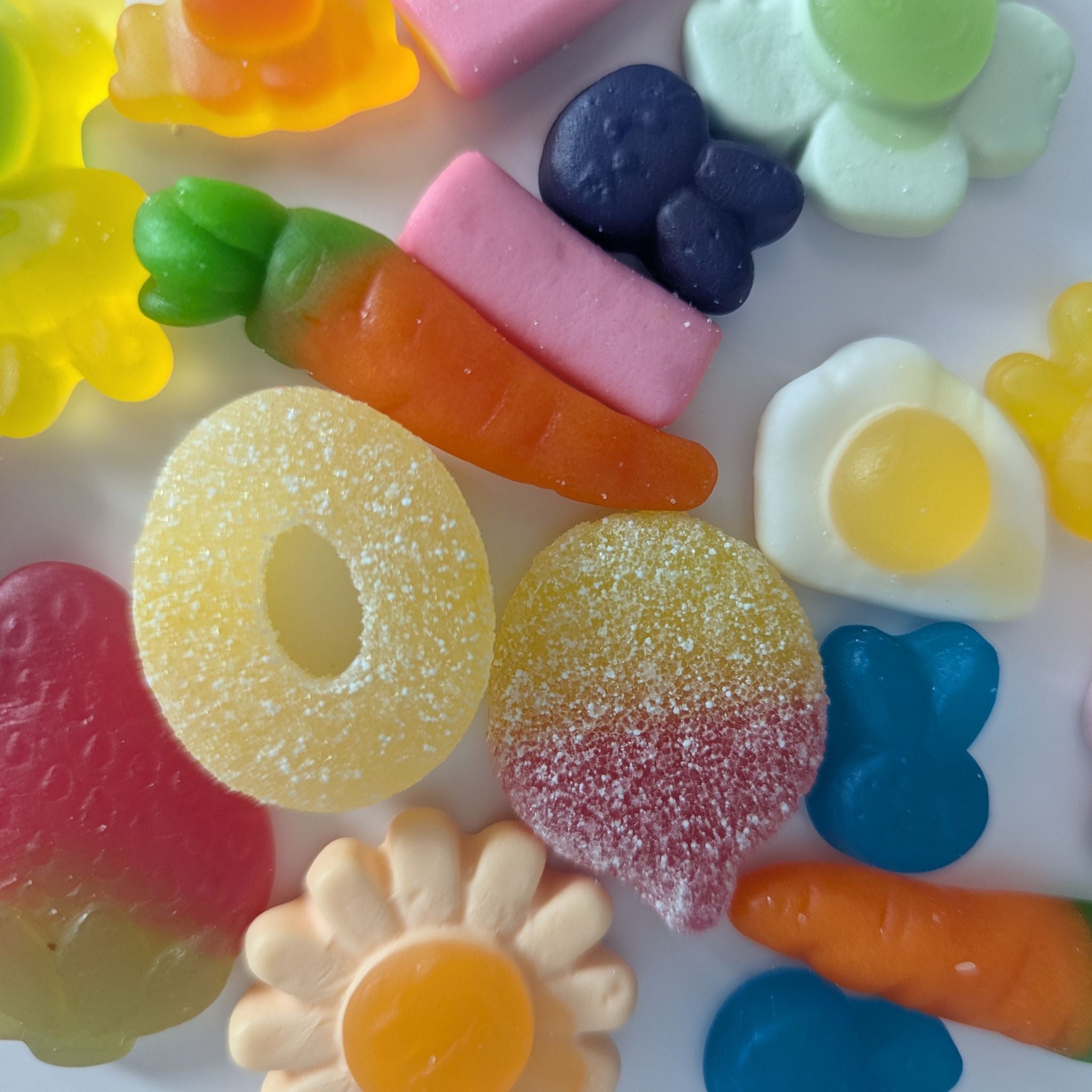 Snack and Story Duo - London-themed Book + Pick-And-Mix