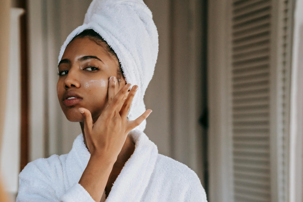 Celeste: Anti-Aging Face Cream with Hyaluronic Acid
